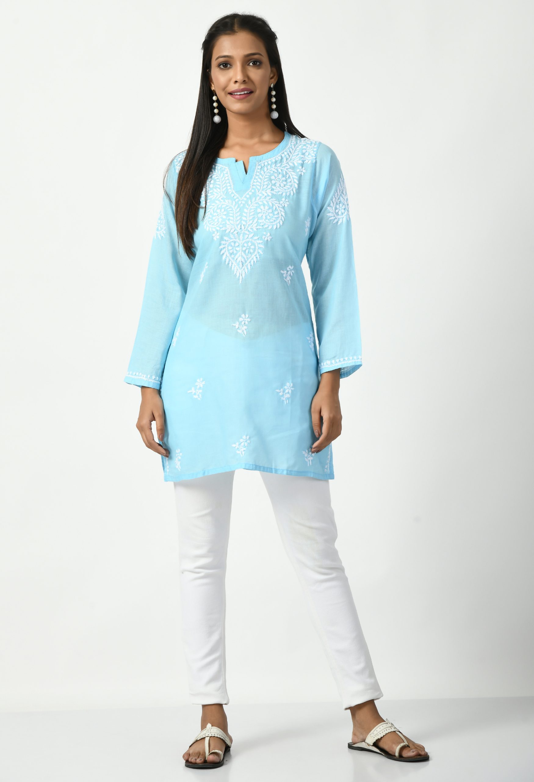 Ada Hand Embroidered Lucknow Chikankari Straight White Cotton Top Tunic  Kurti for Women A911205 (XS) : Amazon.in: Fashion